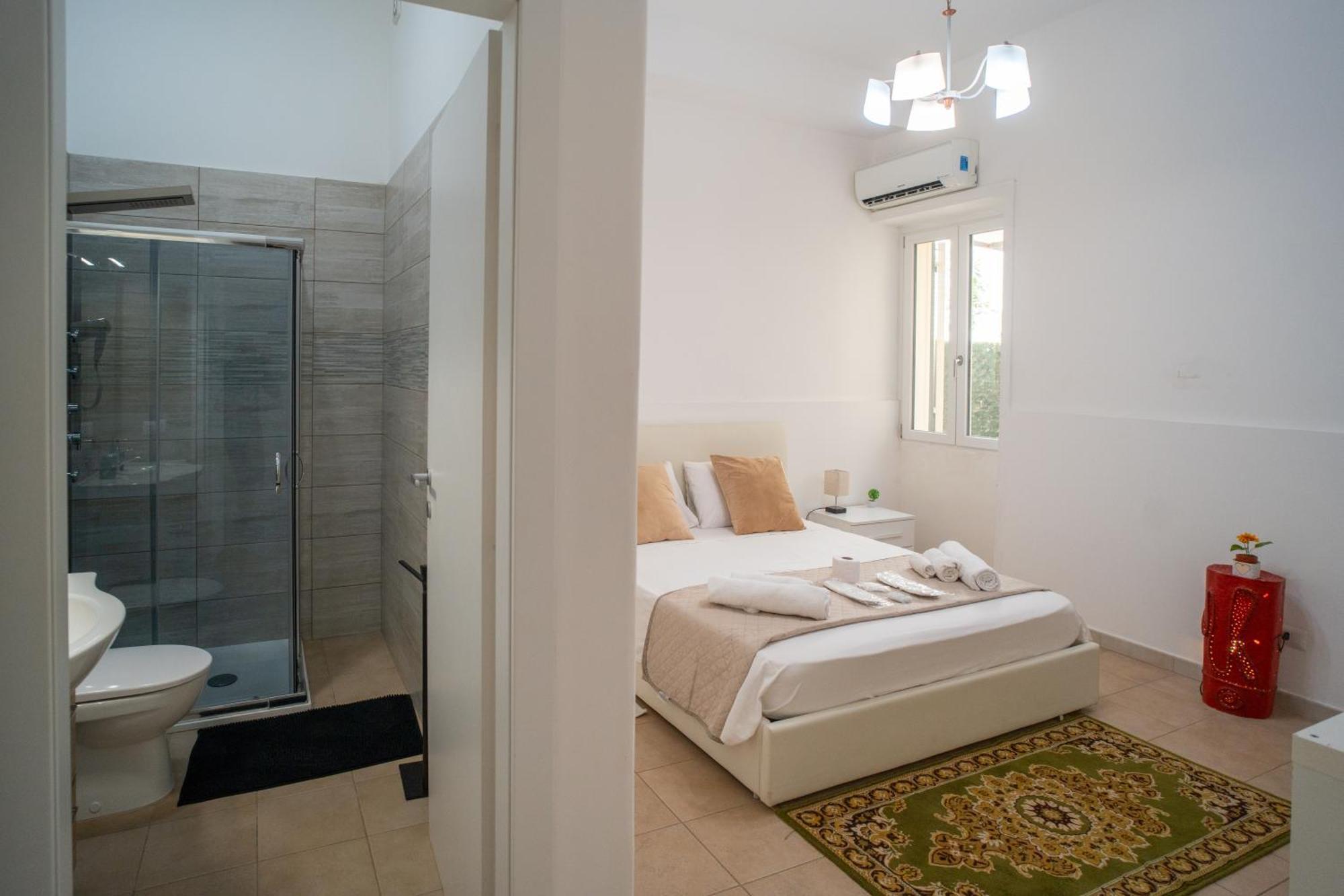 Whitehouse Bed & Breakfast Lecce Bagian luar foto