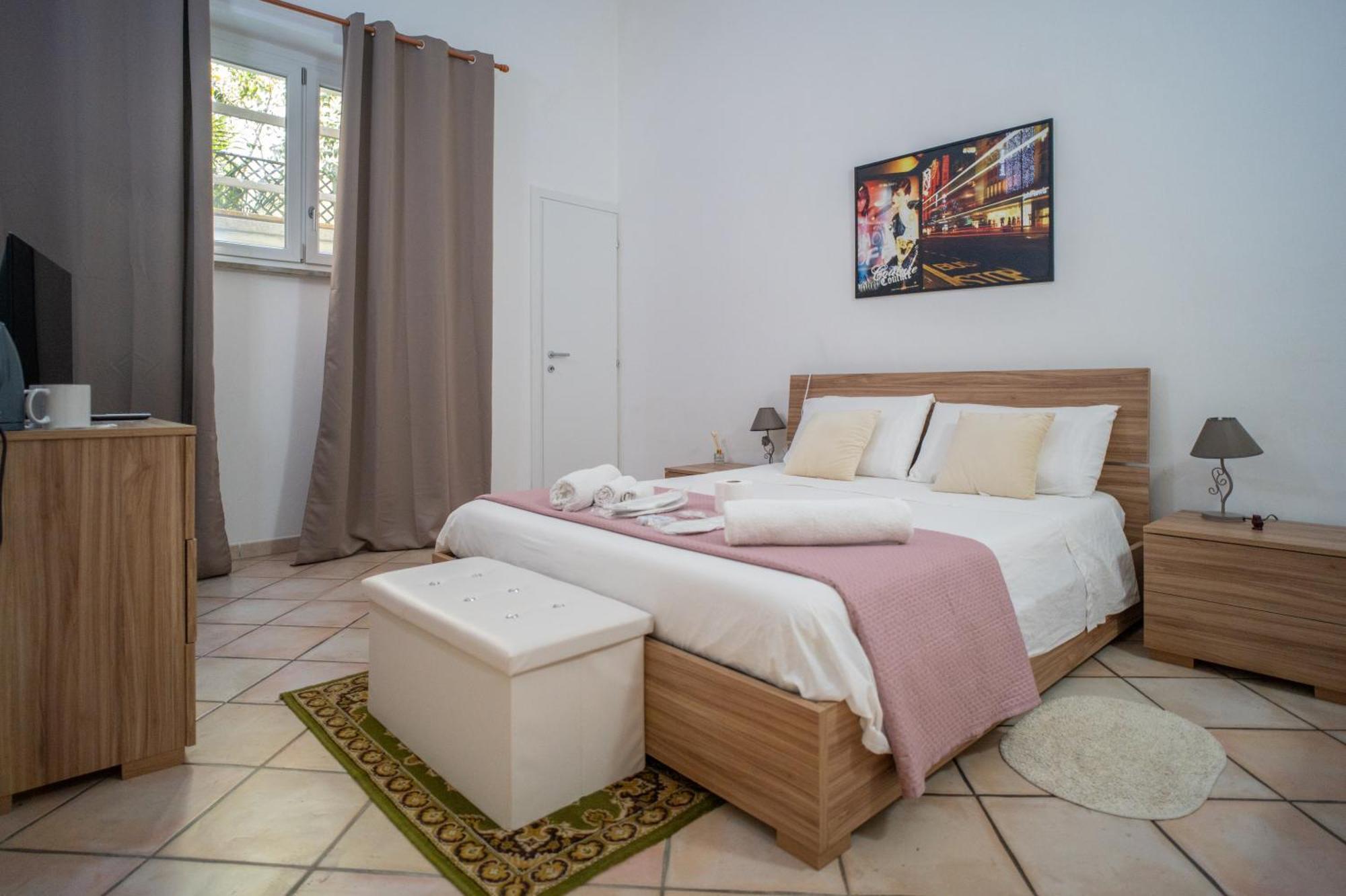 Whitehouse Bed & Breakfast Lecce Bagian luar foto