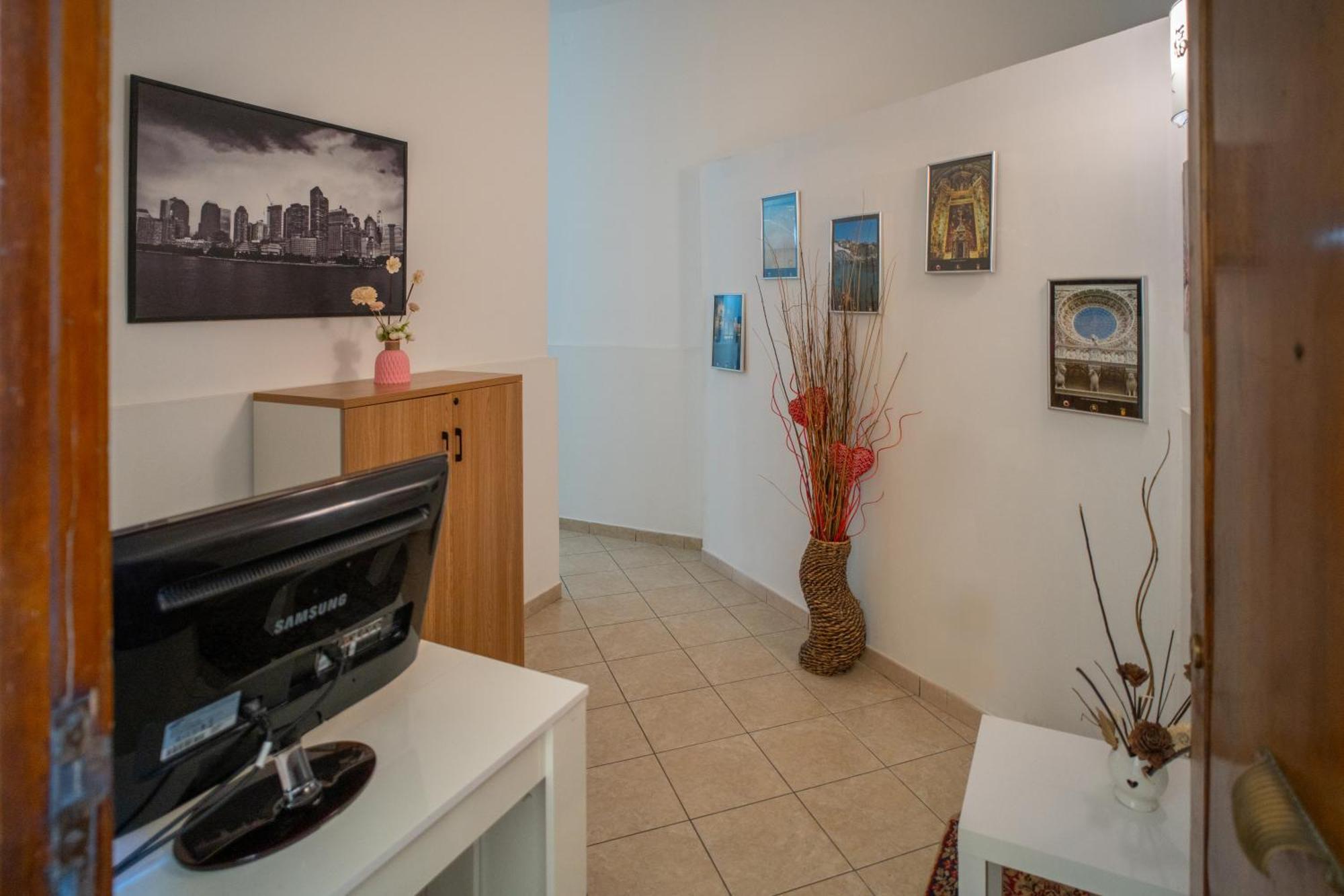Whitehouse Bed & Breakfast Lecce Bagian luar foto