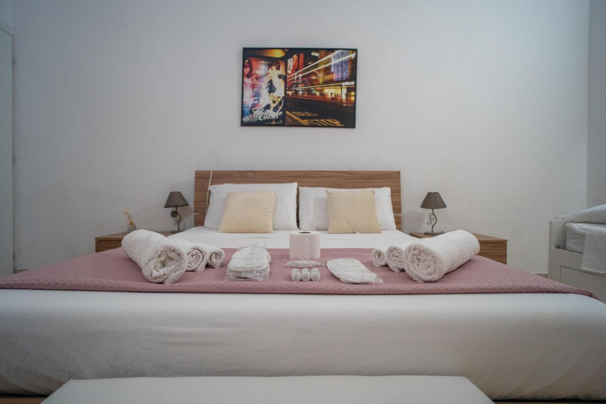 Whitehouse Bed & Breakfast Lecce Bagian luar foto